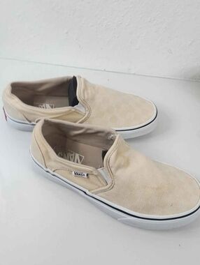 Vans Classic Slip-On shoes Checkerboard Creme Brule Beige.  Women's size 7.5